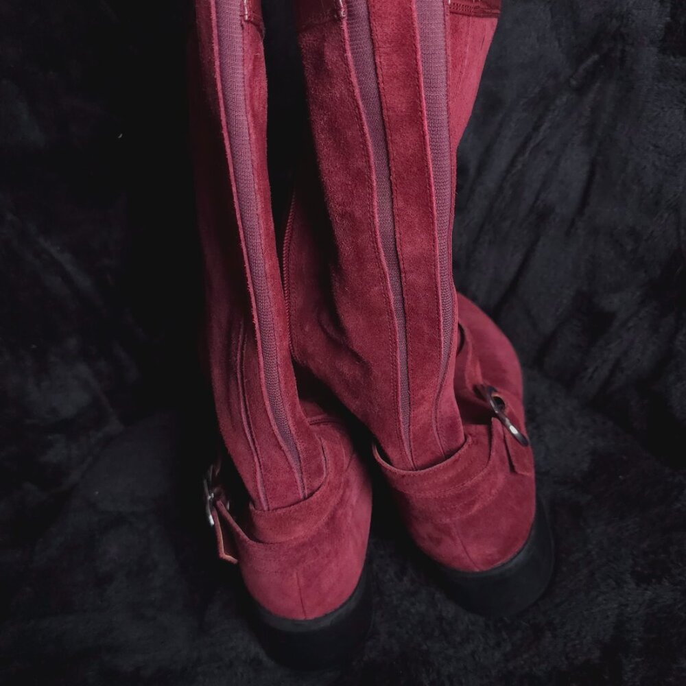 Gorgeous Marc Fisher, Burgundy Suede Boots, Women's 10 - Picture 13 of 13